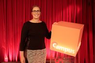 Campus Talks – Diesmal verrät uns der Neurowissenschaftler Simon Eickhoff vom Helmholtz-Zentrum Jülich, was das Gehirn über uns verrät! Und die Ökologin Anett Richter (im Bild) vom Helmholtz-Zentrum für Umweltforschung in Leipzig erforscht, welchen Beitrag Bürger zur Forschung leisten: Durch „Citizen Science“!