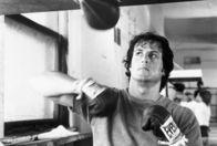 Rocky II – Sein Ziel fest im Blick. Diesmal will Rocky (Sylvester Stallone) den Kampf gegen den Weltmeister gewinnen.