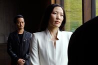 Das Netz - Prometheus – Anne Hsu (Uisenma Borchu) und ihr Handlanger (Yusuke Yamasaki) erhalten von Chai Dan den Auftrag herauszufinden, wer den Mordanschlag auf ihn geplant hat.