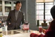 Elementary – Auch Kleinigkeiten entgehen Holmes (Jonny Lee Miller) nicht ...