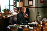 The Middle – Reverend Deveaux (Keegan-Michael Key)