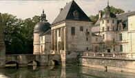 Bilder einer Landschaft – Das Schloss Tanlay in der Region Burgund.