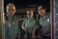 The Dead Don't Die – (L to R) Bill Murray as "Officer Cliff Robertson", Chloë Sevigny as "Officer Minerva Morrison" and Adam Driver as "Officer Ronald Peterson" in writer/director Jim Jarmusch's THE DEAD DON'T DIE, a Focus Features release. Credit : Abbot Genser / Focus Features