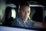Fast & Furious Five – Dem professionellen Autodieb Dominic Toretto (Vin Diesel, r.) gelingt es erneut der Polizei zu entkommen. Seine Flucht führt ihn nach Rio De Janeiro ...