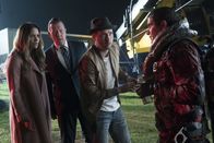 Scorpion – Ein besonders komplizierter und gefährlicher Fall wartet auf Paige (Katharine McPhee, l.), Cabe (Robert Patrick, 2.v.l.), Toby (Eddie Kaye Thomas, 2.v.r.) und Walter (Elyes Gabel, r.) ...