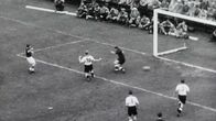 Die glorreichen 10 – Die glorreiche Rückennummer Zehn: Es war ein langer Weg, bis die Rückennummer Zehn den Kultstatus für Spielmacher erreichte.