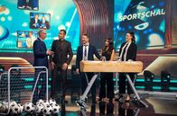 75 Jahre ARD - Die große Jubiläumsshow – Günther Jauch, Kai Pflaume, Alexander Bommes, Lea Wagner, Esther Sedlaczek (v.l.)