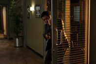 The Mentalist – Ein Anschlag in der CBI-Zentrale wirft Rätsel auf. Kimball (Tim Kang) und seine Kollegen ermitteln ...