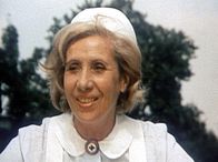 Schwester Agnes – Schwester Agnes (Agnes Kraus) hilft in allen Lebenslagen.