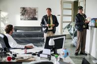 Hubert und Staller – Dr. Dieter Klemm (Jan Messutat, links) rückt in den Focus der Ermittlungen von Hubert (Christian Tramitz, Mitte) und Staller (Helmfried von Lüttichau, rechts).