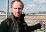 Mankells Wallander – 02:55 Uhr im ERSTEN. Der Polizist Martinsson (Douglas Johansson) verfolgt eine heisse Spur.