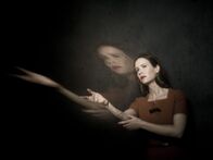 American Horror Story – (2. Staffel) - Was hat Lana (Sarah Paulson) zu verbergen?