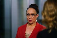 Chicago Med – Sie muss sich durchsetzen: S. Epatha Merkerson als Sharon Goodwin.