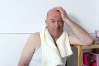 Vier Frauen und ein Todesfall – Charly Rabanser (Salchegger).