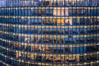makro – Mit ihrem tiefen Wissen über Unternehmen und Steuergesetze machen sich die großen Wirtschaftsprüfungsgesellschaften zu unverzichtbaren Experten.