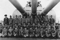 Kriegsschiffe - Tod auf See – Die Crew vor der "USS Indianapolis". Ein Kriegsschiff der United States Navy. Es wurde am 30. Juli 1945 während des Pazifikkriegs von einem japanischen U-Boot versenkt.