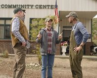 Bless This Mess – (v.l.n.r.) Beau Bowman (David Koechner); Jacob (JT Neal); Mike (Dax Shepard)