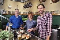 Xenius – Moderatoren, wie wir unsere Rostbratwurst auch in Zukunft gesund genießen können.