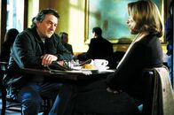 City by the Sea – Gemeinsam versuchen sie, Joey zu retten: Vincent (Robert De Niro, l.) und Michelle (Frances McDormand, r.) ...