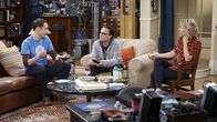 The Big Bang Theory – Jim Parsons (Sheldon Cooper), Johnny Galecki (Leonard Hofstadter), Kaley Cuoco-Sweeting (Penny).