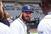 Pitch – Pitch (2016)