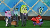 SpongeBob Schwammkopf – The Blue executive (2.v.l.), Howard Blandy (2.v.r.), Mr. Krabs (r.)