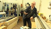 SMS - Schwanke meets Science – Mit solchen Bohrköpfen schneiden die Forscher am Alfred-Wegener-Institut für Polar- und Meeresforschung (AWI) in Bremerhaven in das ewige Eis Grönlands und der Antarktis, um ihm die Klimageheimnisse der Vergangenheit zu entlocken.