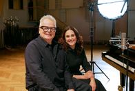 Grönemeyer - Alles bleibt anders – Konzertpianistin Anna Vinnitskaya und Musiker Herbert Grönemeyer im Gespräch über das Komponieren und Herberts Arbeit als Dirigent.