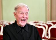kulTOUR mit Holender – Der Regisseur Claus Peymann im Rahmen eines Interviews mit der APA am Montag, 7. September 2020, in Wien. Peymann inszeniert am Theater in der Josefstadt das Stück "Der deutsche Mittagstisch".