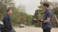 Second Chance – Das Verhältnis zwischen Duval (Tim DeKay, r.) und seinem Vater war nie besonders gut, doch als der ambitionierte Jimmy (Robert Kazinsky, l.) bei ihm auftaucht und ihm beim Lösen seines Falles helfen will, ahnt Duval nicht, dass er in Wahrheit mit seinem wiedergeborenen Vater spricht ...