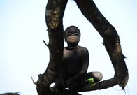 Tabu - Verbotene Orte – Viele junge Jarawa weigern sich, mit ihren Eltern jagen zu gehen.
