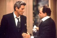 Pretty Woman – L-R: Edward Lewis (Richard Gere) und Philip Stuckey (Jason Alexander).