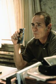 Doppelmord – Kommt einem niederträchtigen Spiel auf die Spur: der Bewährungshelfer Travis Lehman (Tommy Lee Jones) ...
