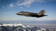 STEALTH - Unsichtbare Technik – Ihre ausgeprägten Tarnkappen-Eigenschaften zeichnen die Lockheed Martin F-35 Lightning II aus.