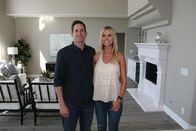 Die Super-Makler - Top oder Flop? – Eine ganz besondere Immobilie weckt das Interesse von Tarek (l.) und Christina (r.), doch der Verkäufer will knapp eine Millionen Dollar für die Villa ...