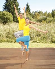 Tele-Gym – Das Ziel ist es, Wege aus dem alltäglichen Stress und der Anspannung zu finden und Schmerzen gar nicht erst aufkommen zu lassen. Diese Übungen kann man keicht in den Alltag einfügen - sei es im Büro, zu Hause oder auf Reisen. Johanna Fellner gibt Training-Tipps.