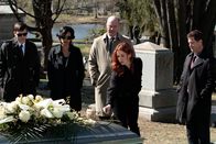 Unforgettable – Untitled Ed Redlich/John Bellucci Project (The Rememberer Poppy Montgomery (Carrie Wells), Michael Gaston (Mike Costello), Kevin Rankin (Roe Saunders), Dylan Walsh (Detective Al Burns), Daya Vaidya (Nina Inara) Photo: GIOVANNI RUFINO/CBS