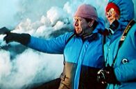 Vom Wesen der Vulkane – Die Vulkanologen Maurice und Katia Krafft gehörten zu den Ersten, die der Lava ganz nahe kamen.