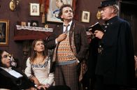 Doctor Who – V.l.n.r.: Nimrod (Carl Forgione), Ace (Sophie Aldred), Der Doktor (Sylvester McCoy) und Inspector Mackenzie (Frank Windsor)