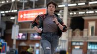 Nightsleeper – Abby (Alexandra Roach) im Einsatz.