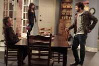 Last Man Standing – (v.l.n.r.) Mike (Tim Allen); Kristin (Amanda Fuller); Ryan (Jordan Masterson)