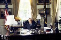 Absolute Power – US-Präsident Alan Richmond (Gene Hackman) befiehlt seinen Leibwächtern, Luther Whitneys Tochter Kate, Mitwisserin und Staatsanwältin, zu beseitigen.