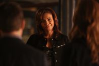 Castle – Hayley (Toks Olagundoye) ist zurück und bereit, mit Beckett zusammenzuarbeiten ...