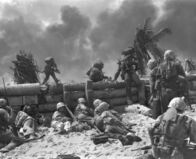 Der Zweite Weltkrieg – Die Schlacht um die Gilbertinseln im November 1943.