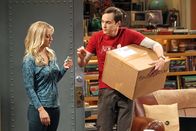 The Big Bang Theory – Kaley Cuoco (Penny), Jim Parsons (Sheldon Cooper).