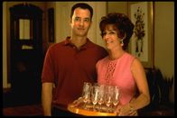 Apollo 13 – Jim Lovell (Tom Hanks), Marilyn Lovell (Kathleen Quinlan)