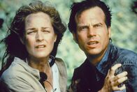 Twister – Bill Harding (Bill Paxton) und Dr. JoAnne Thornton-Harding (Helen Hunt) forschen zusammen an dem wohl größten Sturm Oklahomas.