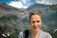 Einstein – Katrin Hönegger vor dem Säntis