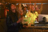 Bless This Mess – Sierra (Nicole Richie, r.)