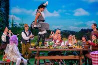 Die Comedy Märchenstunde – (v.l.n.r.) Özcan Cosar; Mirja Boes; Tom Gerhardt; Jorge González; Evelyn Burdecki; Stefan Mross; Janine Kunze; Volker "Zack" Michalowski; Wigald Boning; Maddin Schneider